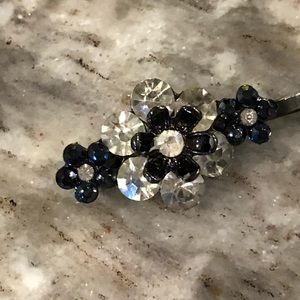 CRYSTAL EMBELLISHED GUNMETAL HAIR CLIP SET